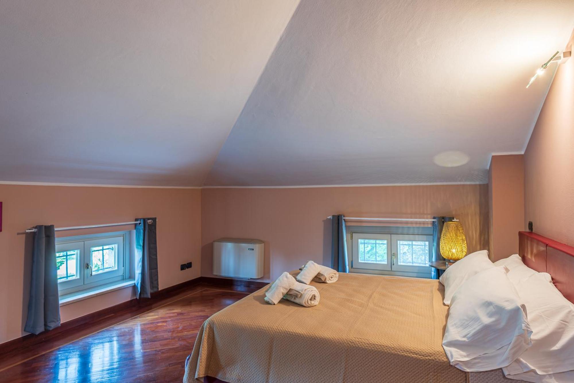 Villa Cornelia , Entire Villa With Private Pool Corneliano d'Alba Extérieur photo